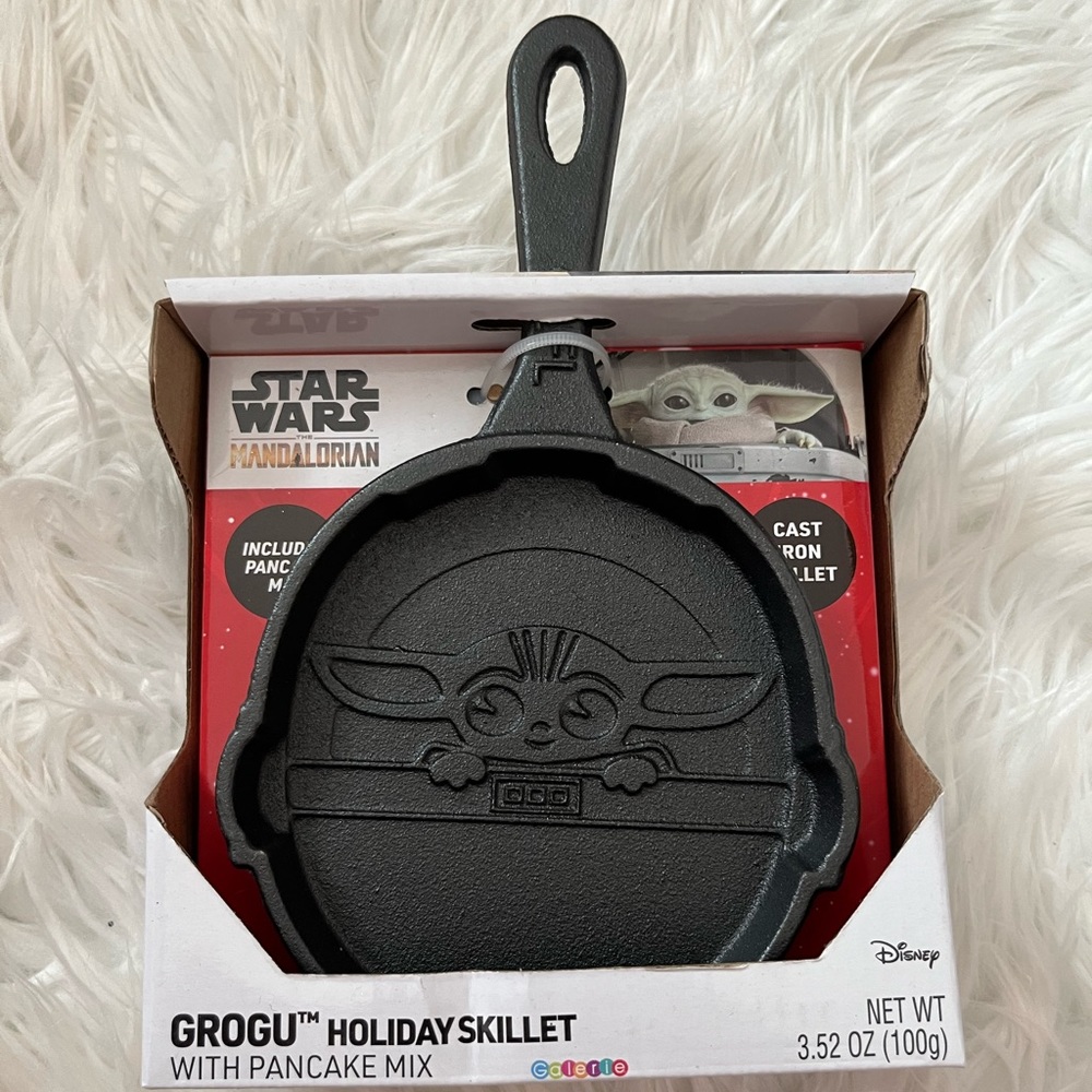 NEW GROGU STAR WARS IRON SKILLET MANDALORIAN PAN